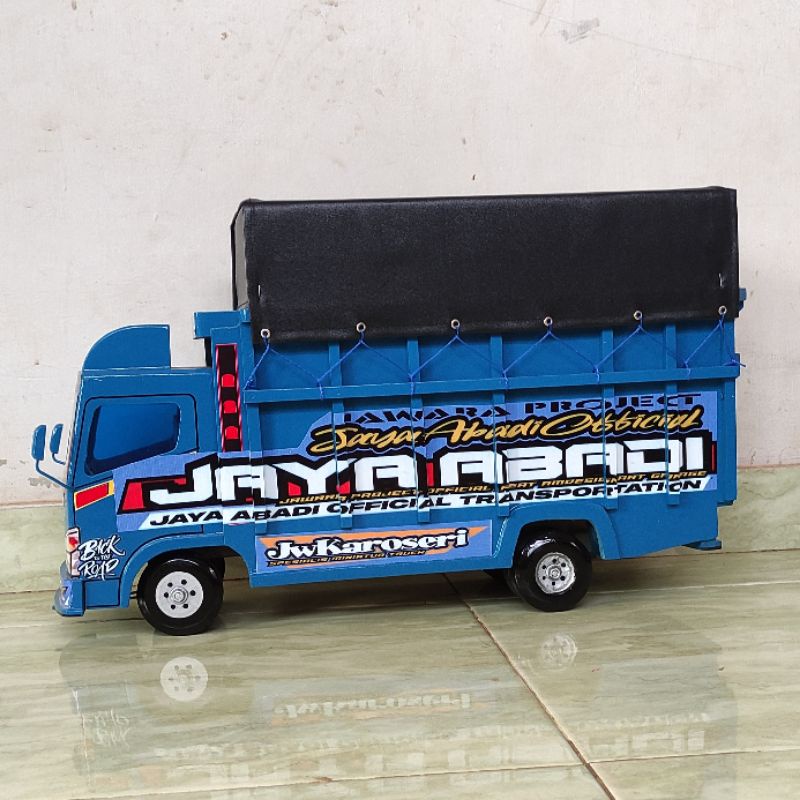 Miniatur mainan mobil mobilan truk oleng kayu besar p52cm plus terpal kotak wahyu abdi