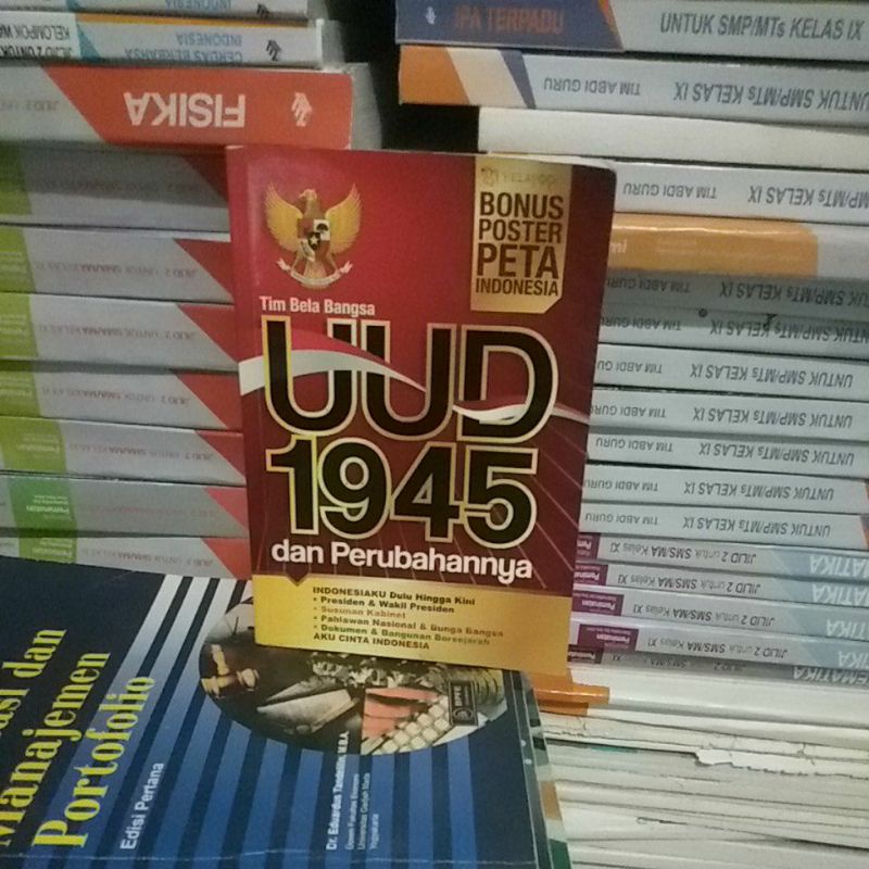 buku undang-undang dasar 1945 dan perubahannya