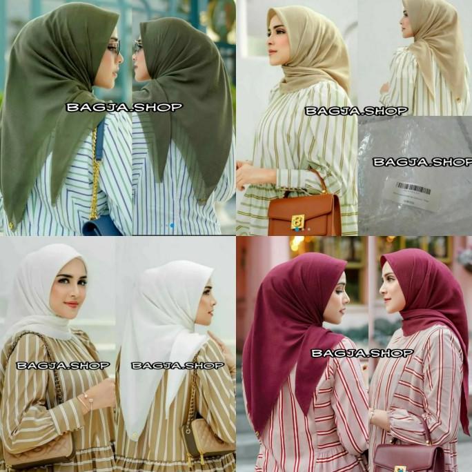 Buttonscarves Everyday Tapis Embossed