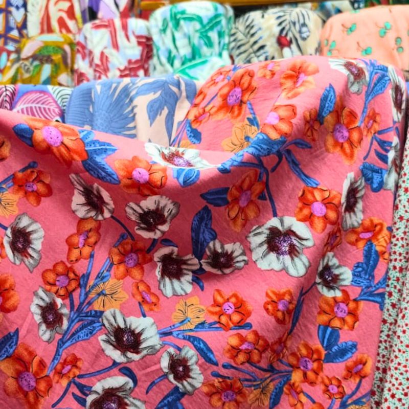 Kain silky motif  - kain bahan meteran - kain tunik - mukena