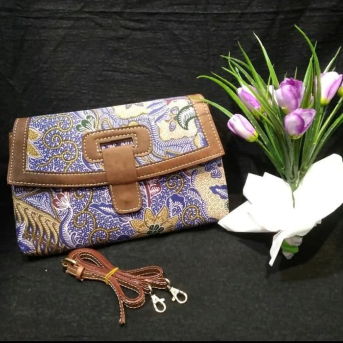 PROMO TAS BATIK SELEMPANG WANITA KULIT / SLING BAG BATIK / TAS BATIK TERMURAH