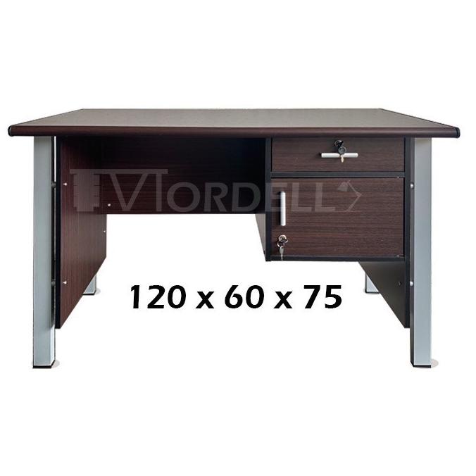 Meja Kantor Minimalis kaki besi