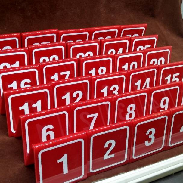 

Terbatas.. Acrylic Nomer Meja Merah 1-10 50