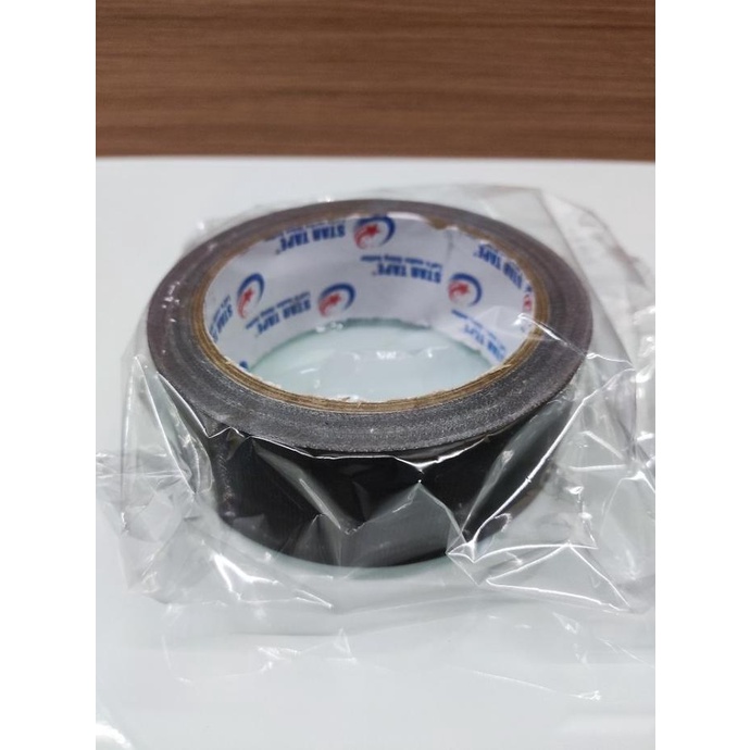 

Lakban Kain Isolasi Tape Star Tape 1,5" x 12 Meter (35 mm x 12 Meter)