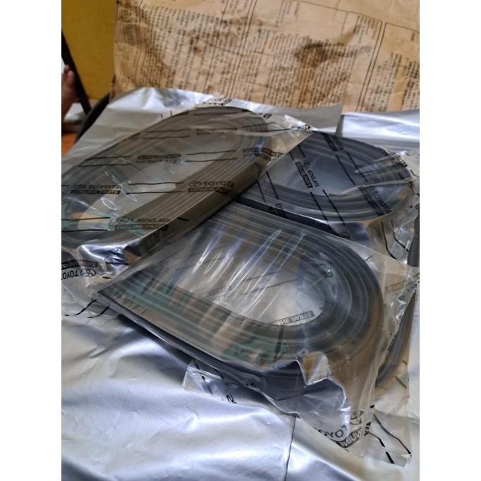 karet roof/list moulding atap mobil all new rush /terios