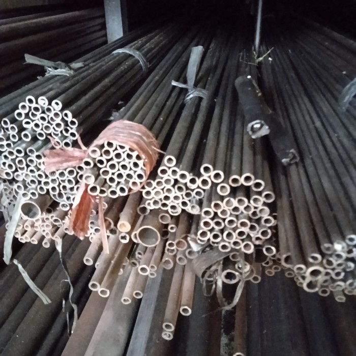 pipa besi od 8 mm x id 6 mm x 1200 mm