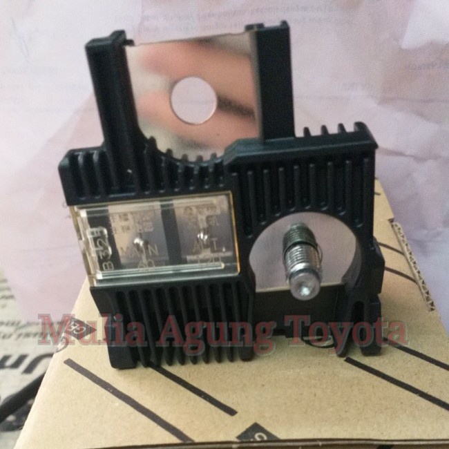 Kode Br09 Box Sekring Fuse Kepala Aki Yaris New Vios Etios Ori Asli 82620-52050