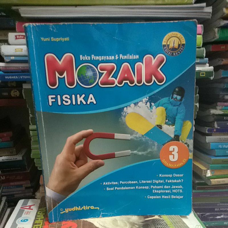 buku pengayaan dan penilaian mozaik fisika untuk SMA kelas 12 penerbit Yudhistira