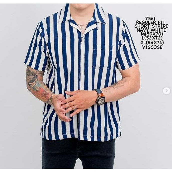 KEMEJA PENDEK PRIA MOTIF GARIS STRIPE PUTIH HITAM NAVY VERTIKAL - Biru