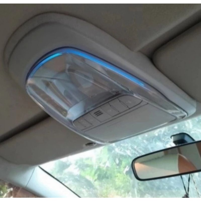 Lampu Plafon Interior Dalam Toyota Innova Venturer