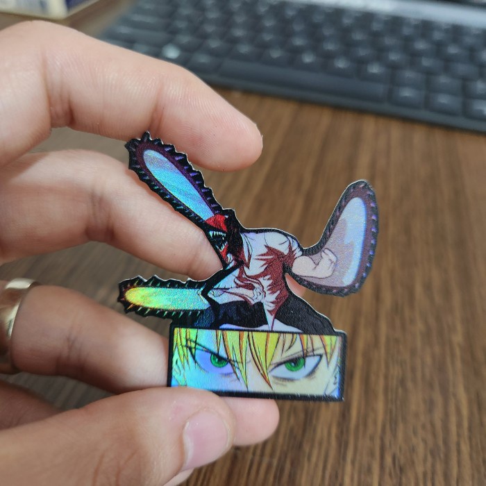 

Sticker Hologram Anime - PSH1852 - Chainsaw Man - Denji