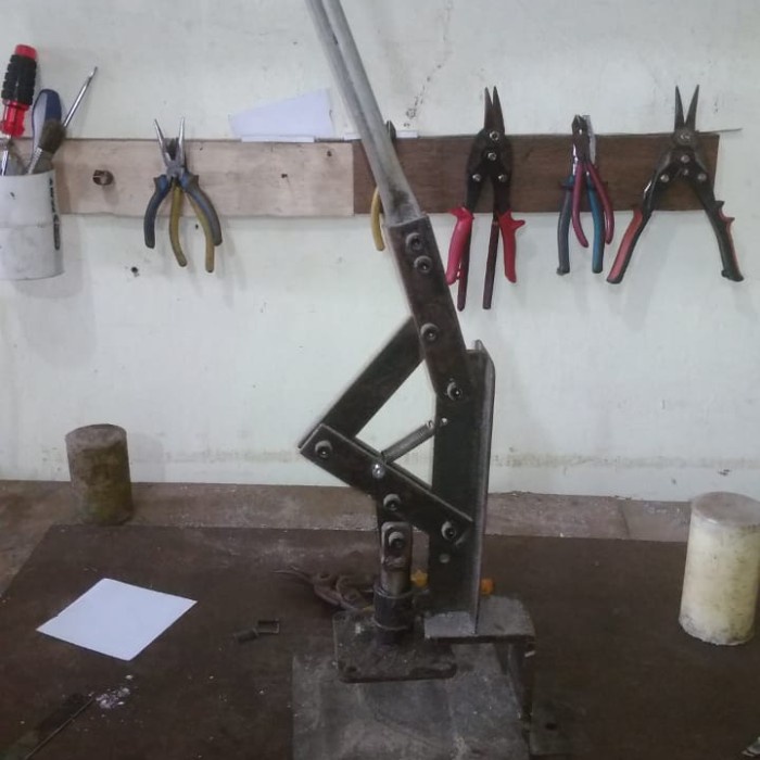 

Terlaris Alat Press Plastik Hole Punch
