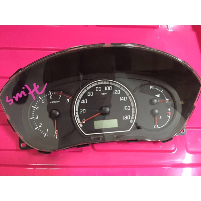 {Bekas} Spedometer Suzuki Swift second bergaransi tahun 05-11 Limited