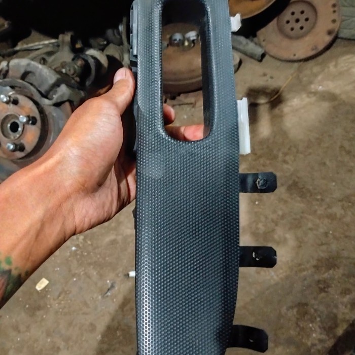 {Bekas} karet doortrim kanan honda stream Limited
