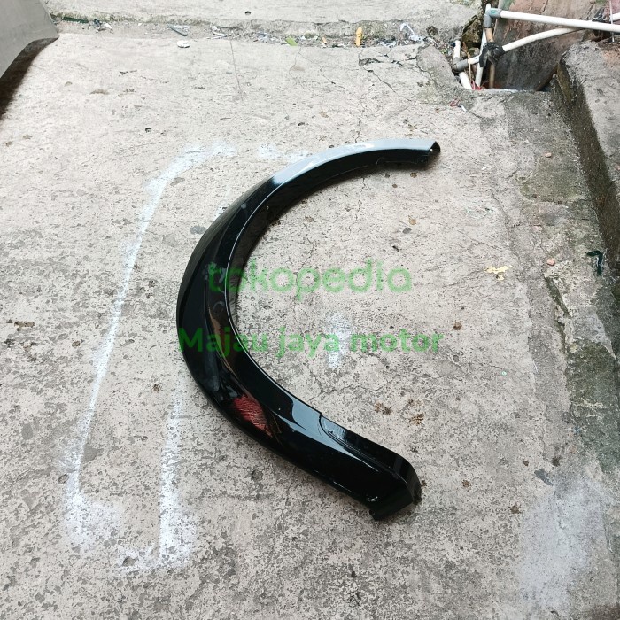 {Bekas} list over fender pajero sport 2010 2011 2012 2013 2014 depan kanan Murah