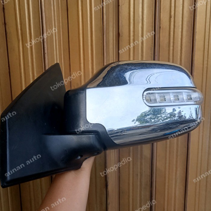 {Bekas} spion isuzu panther touring chrome electric kanan original Limited