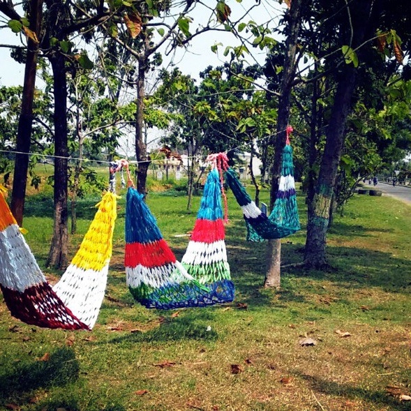 Terupdate Ayunan Tali Rajut Ayunan Gantung Di Pohon Jaring Hammock / Ayunan Jaring Webing m Kemasan 