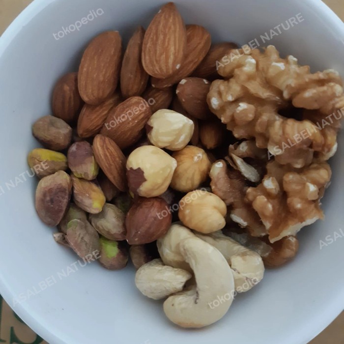 

X Nuts 1Kg Isi 5 Macam Walnut, Almond, Pistachio, Hazelnut, Cashew