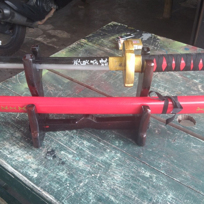 Promo Katana Kimetsu No Yaiba Zenitsu Kayu Panjang 1 Meter