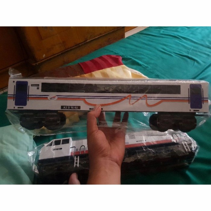 FLASH SALE MINIATUR GERBONG KERETA API EKONOMI TERBARU