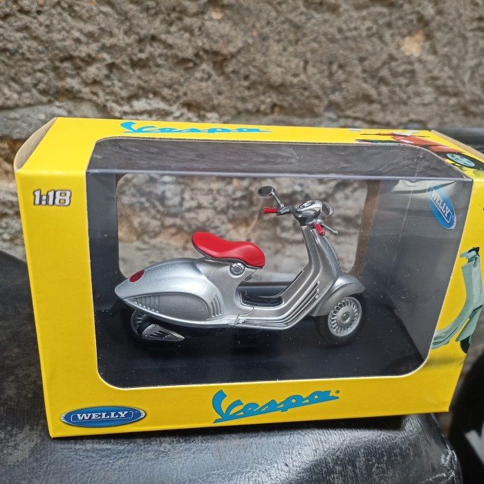 DISKON SPESIAL DIECAST DIE CAST MINIATUR MOTOR VESPA MATIC MODERN 946 SKALA 1/18 HBB TERBARU