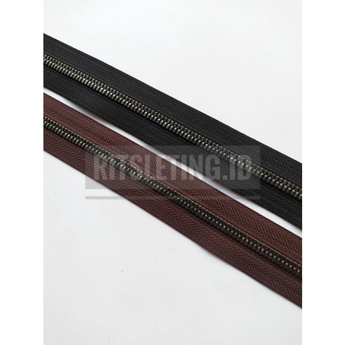 

YKK 05 SGW CH - ZIPPER METERAN EXCELLA ~ BLACK SILVER POLISHED NO. 5