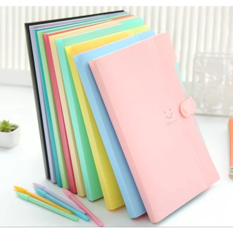 

RO TAS FILE A4 5 SEKAT INDEKS BAHAN ANTI AIR DESAIN GAMBAR SMILE