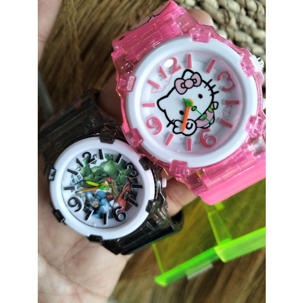 Lg92. Jam anak