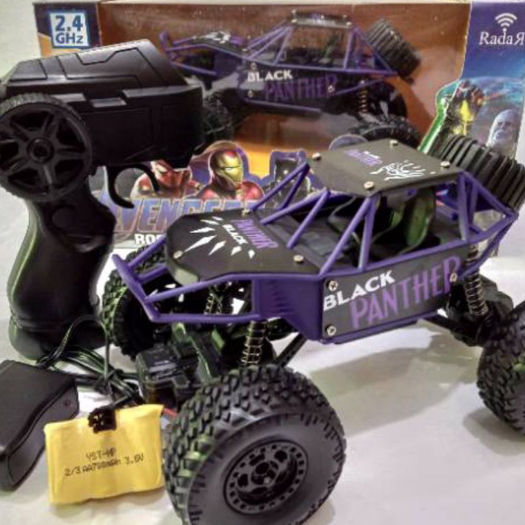 VIRAL Mobil Remot Control 2.4 GHz Rock Crawler Off-road Ban Besar Body Alloy