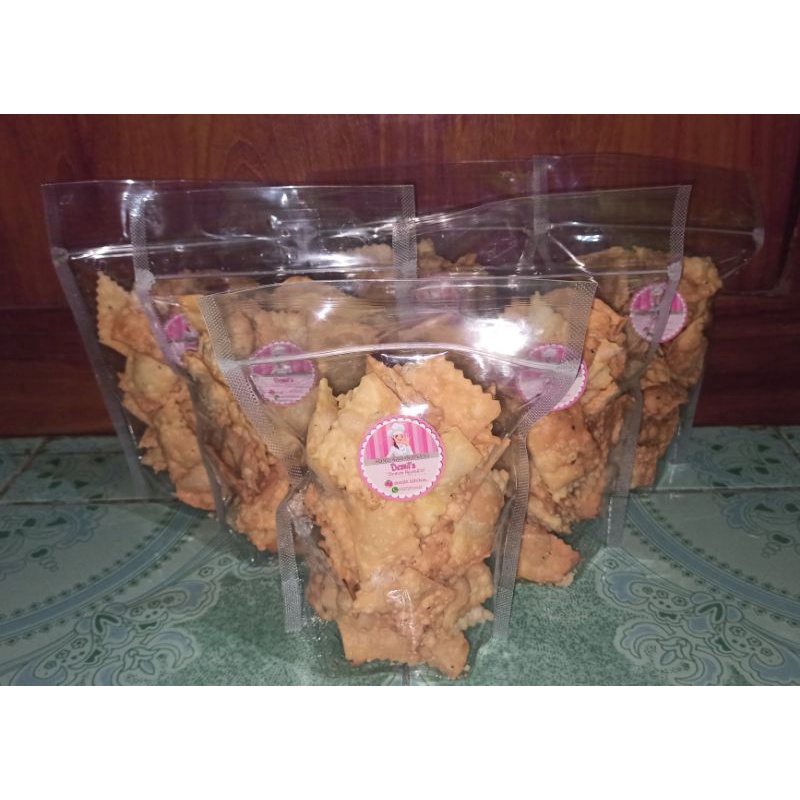 

Kue Keripik Bawang