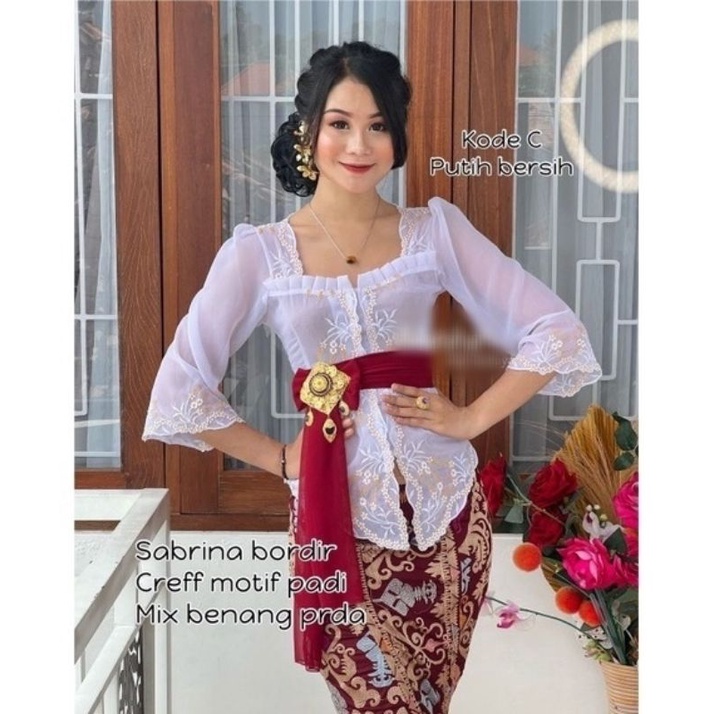 kebaya model sabrina