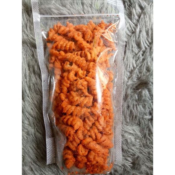 

makaroni spiral pedas renyah 100 gr