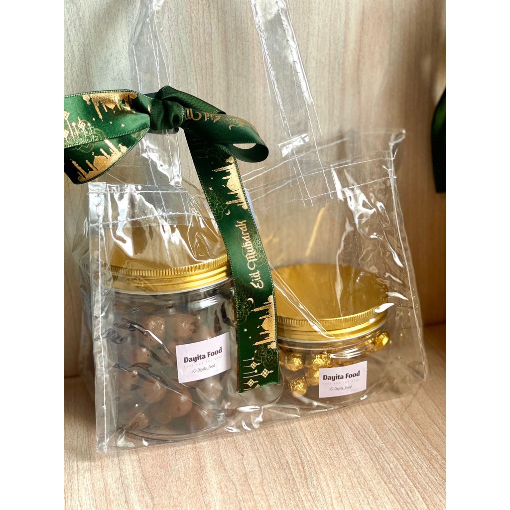 

Hampers 1 - Choco Series (Premium Quality)