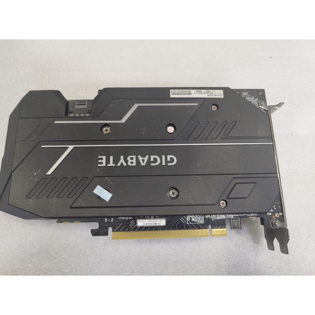 GTX 1660 SUPER 6GB 192BIT GIGABYTE DDR6 LIKE NEW