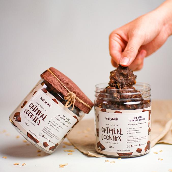 

Oatmeal Cookies - Dark Choco Almond (225 Gr)