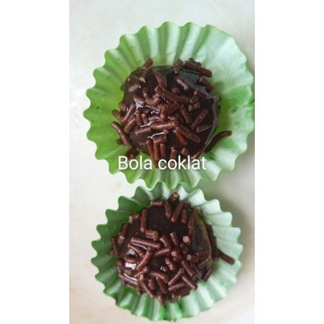 

kue lebaran bola coklat