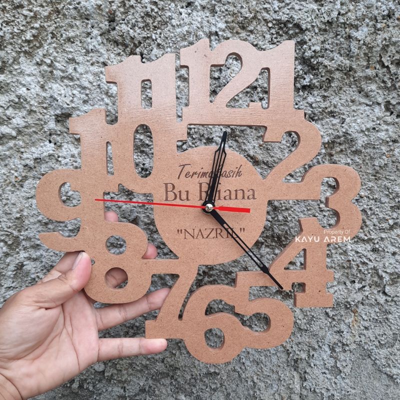 Jam Dinding Kayu Modern Angka 1-12 Proses Cutting CNC