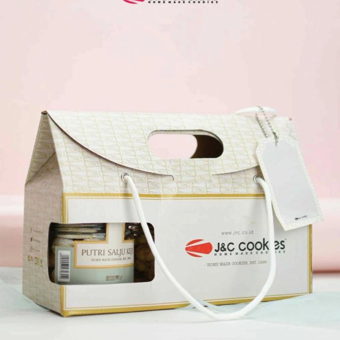 

Hampers J&C Cookies Jnc Parcel/Parsel Kue Kering Lebaran Natal Tahun Baru Limited Edition