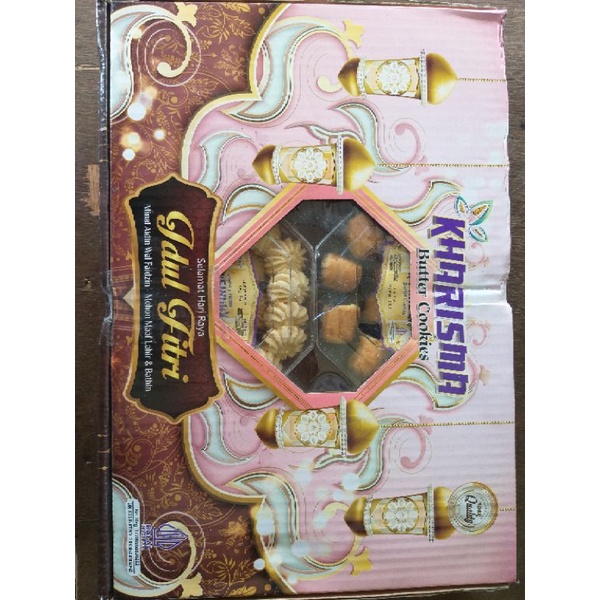 

Kue Lebaran/Hampers Lebaran /Kue Paket Kharisma