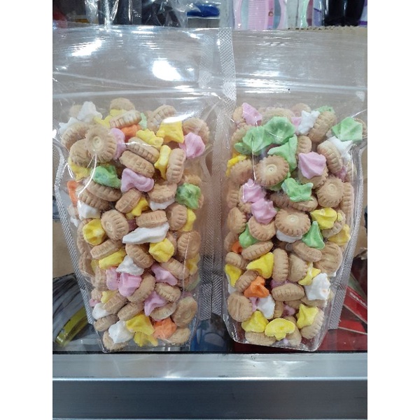

CEMILAN - BISKUIT GEM BUNGA MANIS