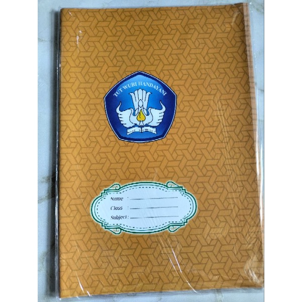 ( 1 Pack = isi 20 Lembar )SAMPUL BUKU MOTIF BATIK (Ukuran BOXY)