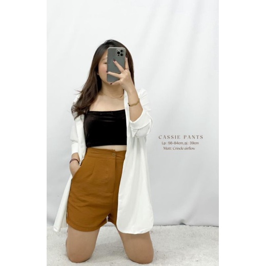 MDLV ~ Celana Pendek Cassie Pants Crinkle airflo