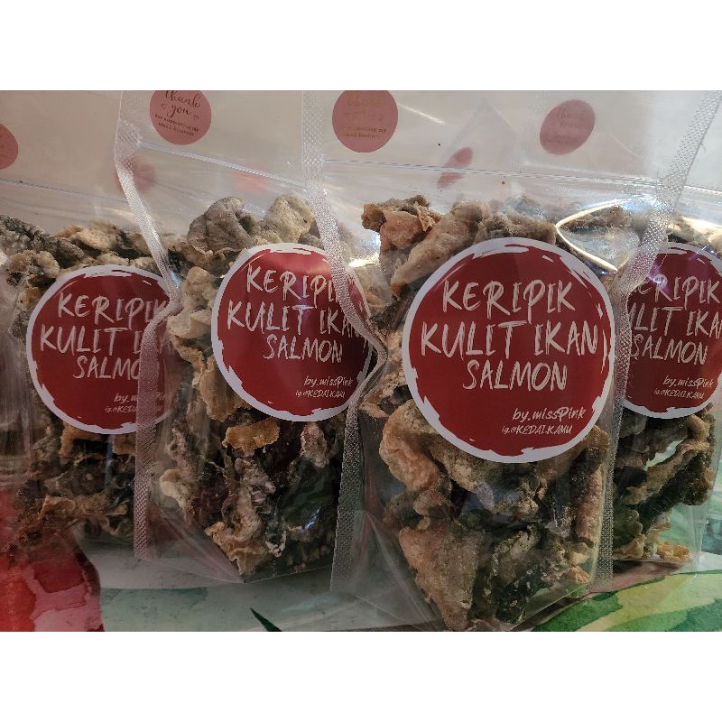 

keripik kulit ikan salmon