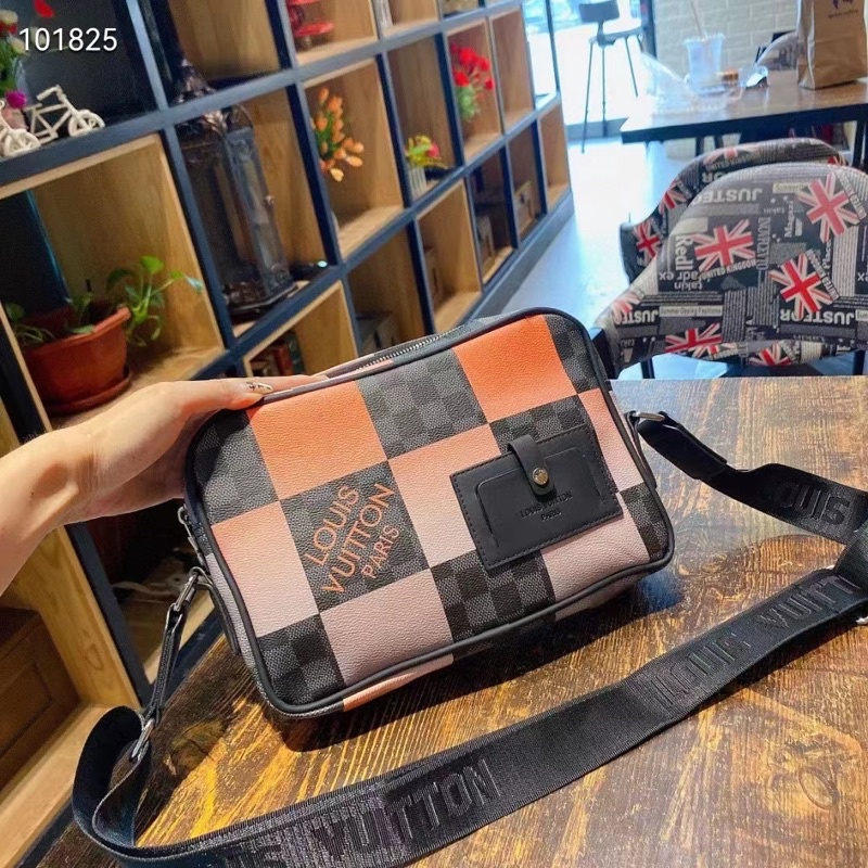 Tas selempang Luois Vuitton mirror ada noser messenger bag pria dan wanita tas slempang lv