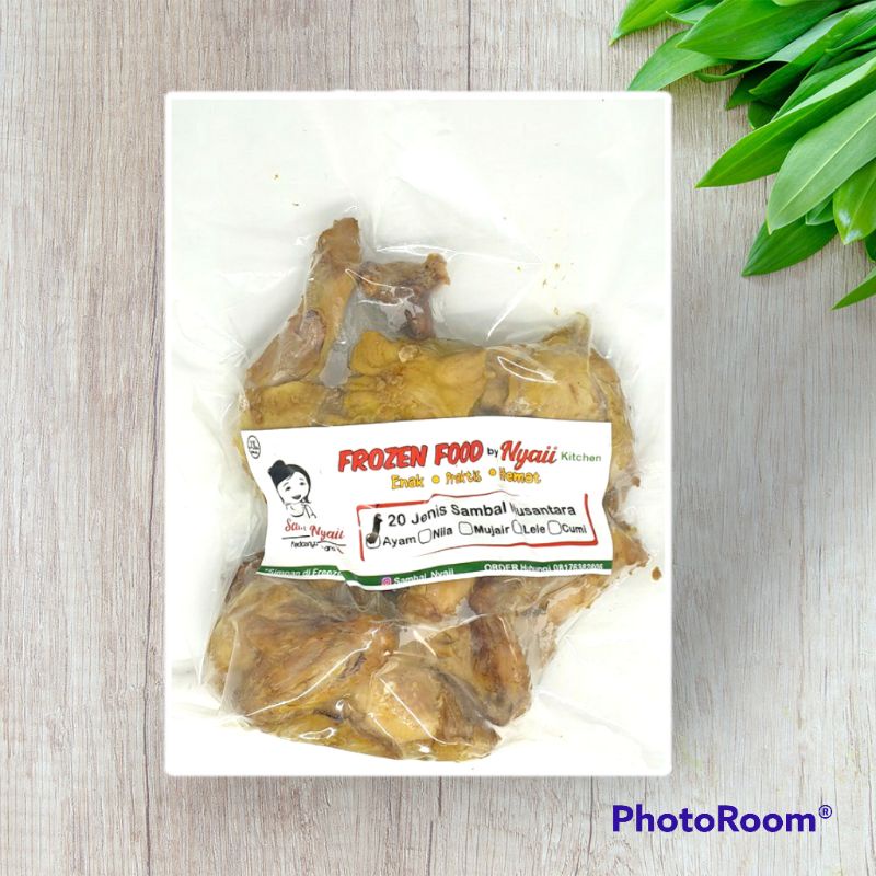 

Ayam Goreng Bumbu (Frozen) FREE Sambal