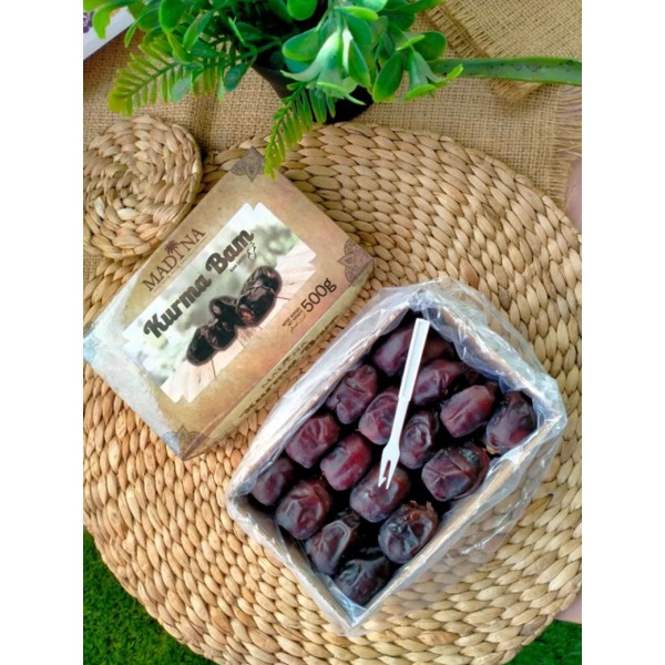 

Kurma bam 650 gram kemasan terbaru|| Kurma mazafati|Unik| enak|premium| original dates