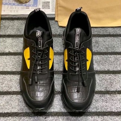 Sepatu fendi sneaker Mirror quality