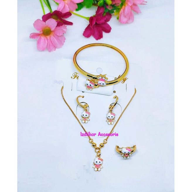 Komplit 1 Set Perhiasan Anak Anak Motif Hello Kitty Warna Pink Anting Anak Kalung Anak Cincin Anak Gelang Anak