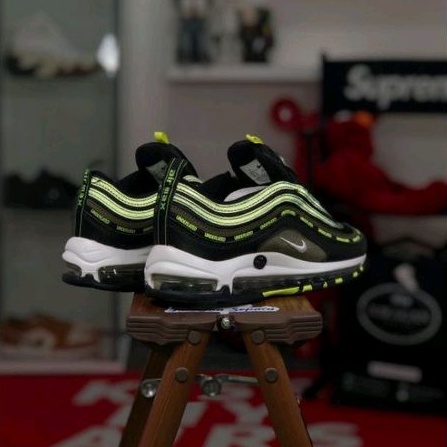 Nike Air Max 97 x Undefeated &quot;Black Volt&quot;