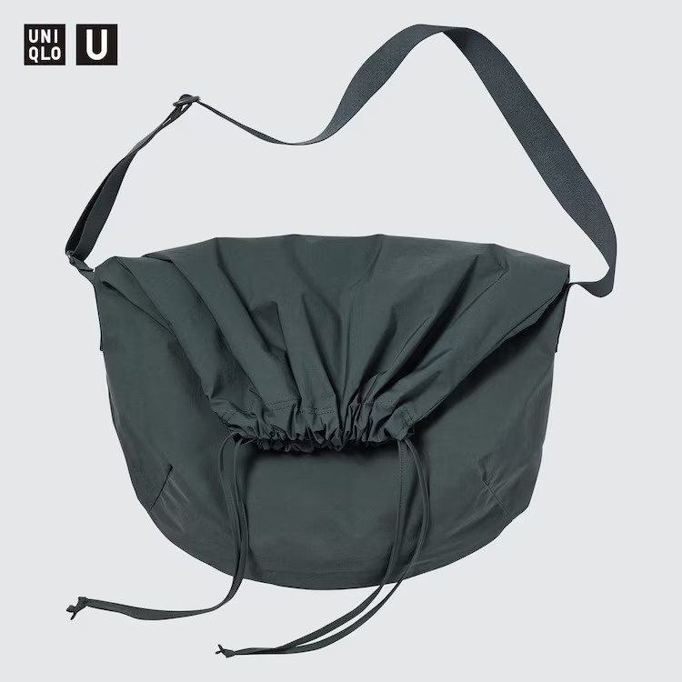 New NEW Drawstring Shoulder Bag UNIQLO U Tas Bahu Serut (S23) JASTIP UNIQLO Best Quality